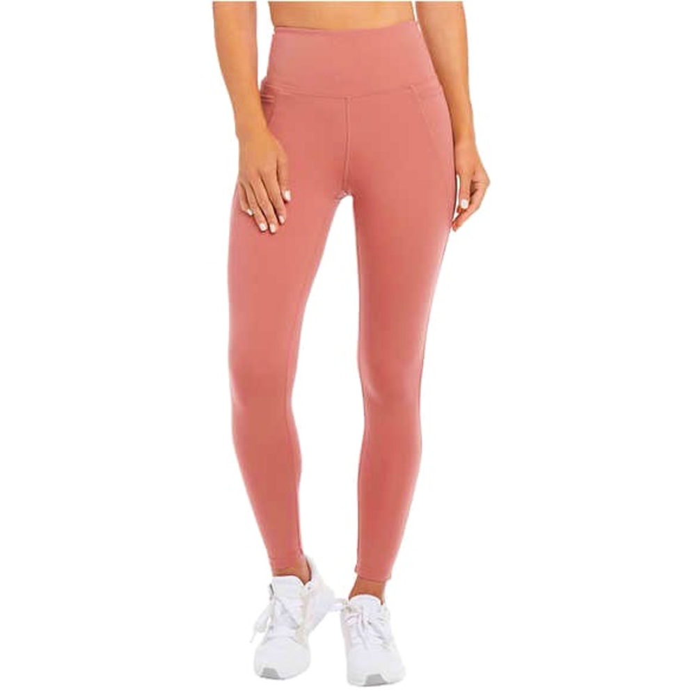 Danskin Ladies' Lightweight 7/8 Legging with phone pocket